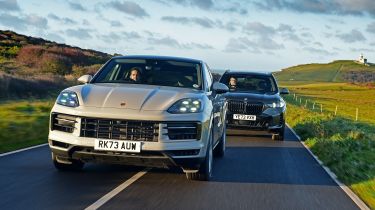 Porsche Cayenne vs BMW X5 - twin front tracking 